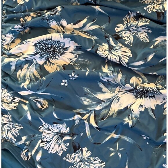 NipTuck Swimsuit Womens Floral Blue One Piece With Ruched Detail US Size 8 - Picture 2 of 10